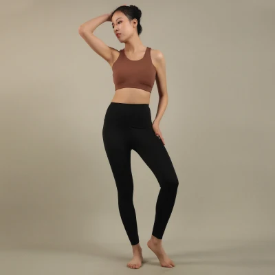 Abbigliamento sportivo personalizzato Abbigliamento sportivo senza cuciture per allenamento da donna Set da yoga con reggiseno sportivo in 2 pezzi